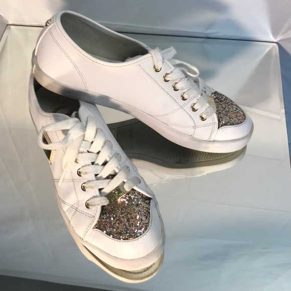 guess white leather sneakers